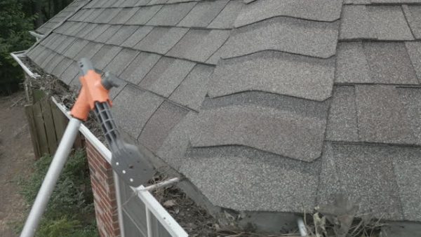 Roofing Replacement: DIY vs. Professional Installation