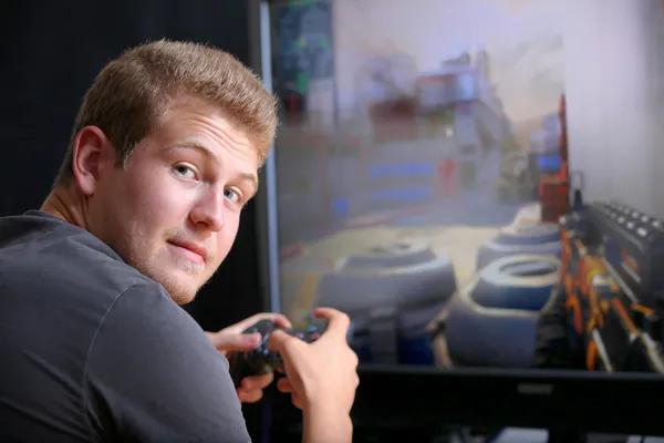 Helpful Strategies While Using Overwatch 2 Cheat in Matches